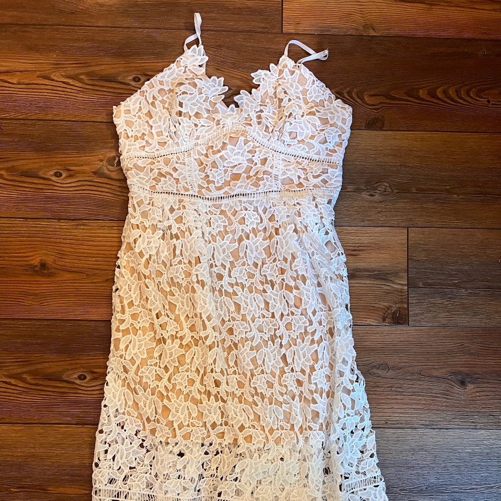 Alva Q Dress
